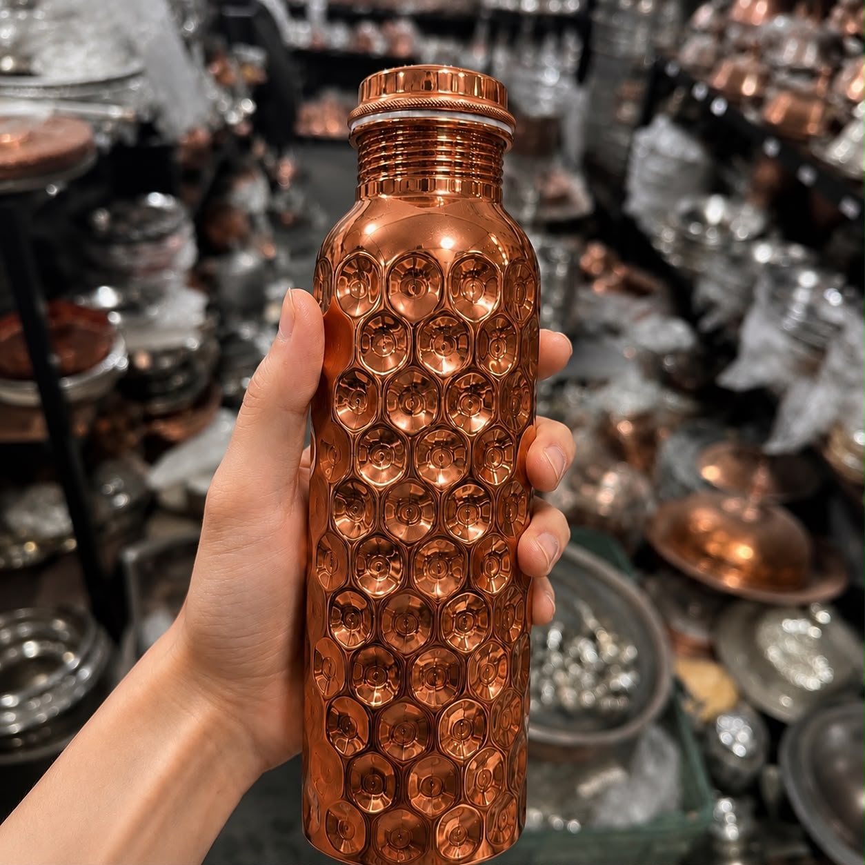 Gourde Nid d'Abeille — Cuivre martelé d'Istanbul (950ml)